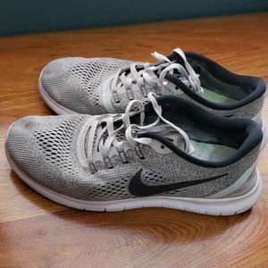 Nike Free RN 2017